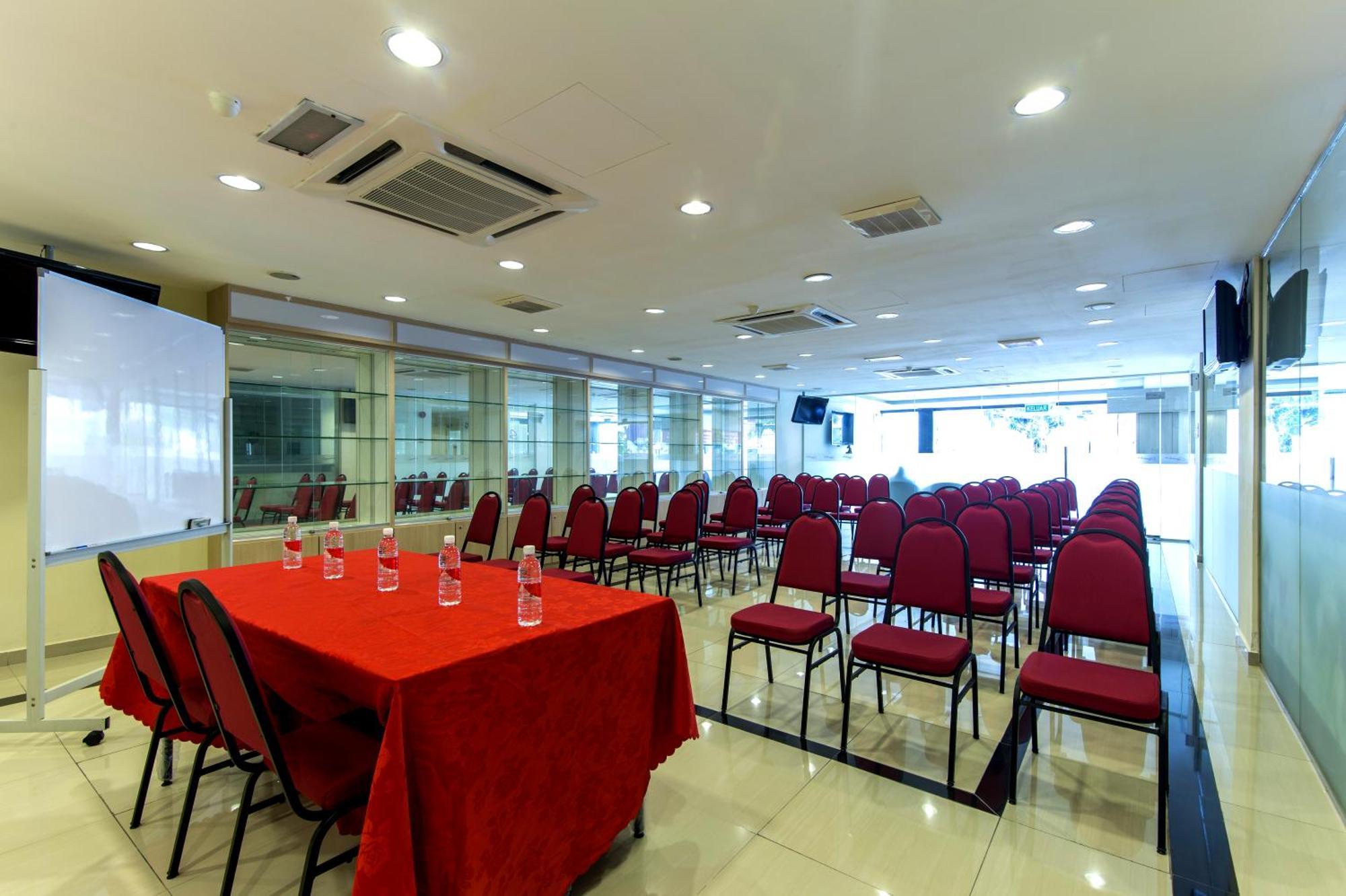 Signature Hotel Kl Sentral Kuala Lumpur Buitenkant foto
